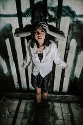 Asian Horror / The Gray Walker 01