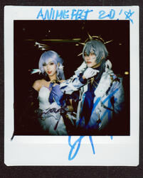 Zackt. ザックト and Roxanne Kho